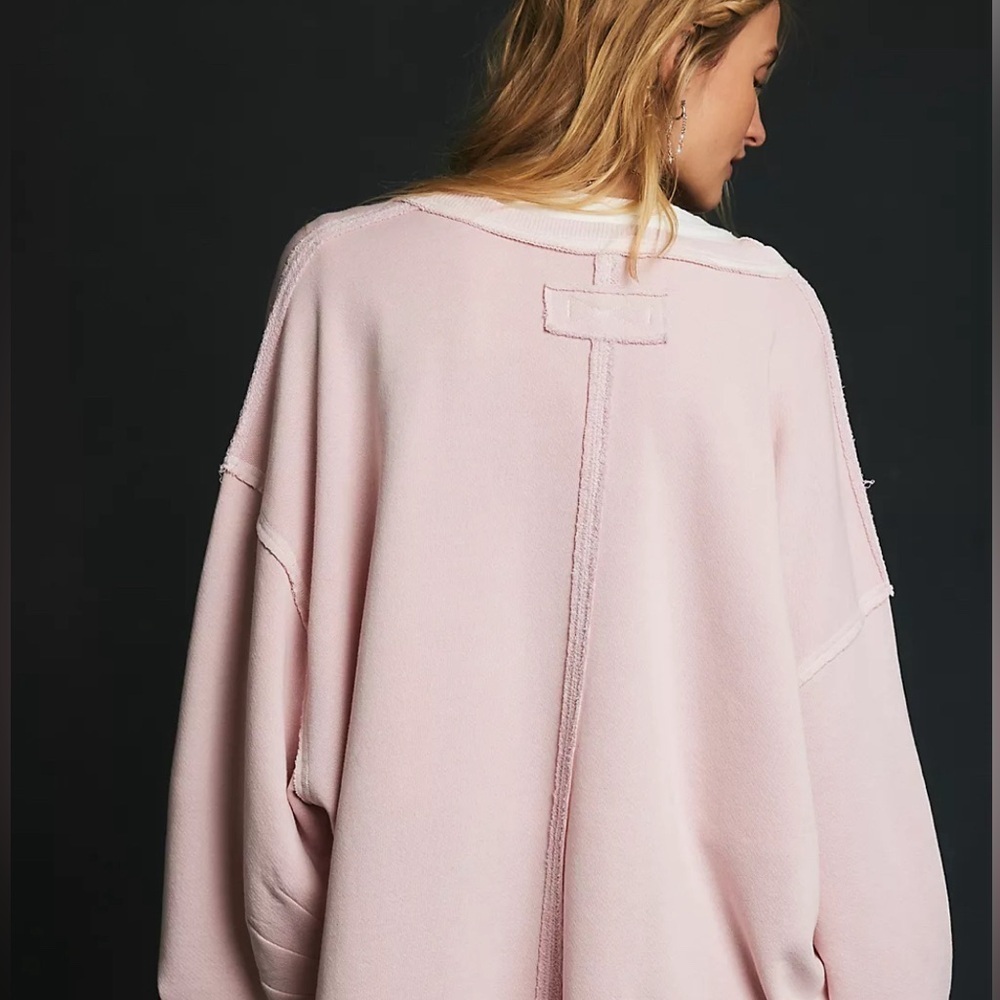 NWOT We The Free Free People V-Neck Sweatshirt Size Medium in Pink - Picture 4 of 6
